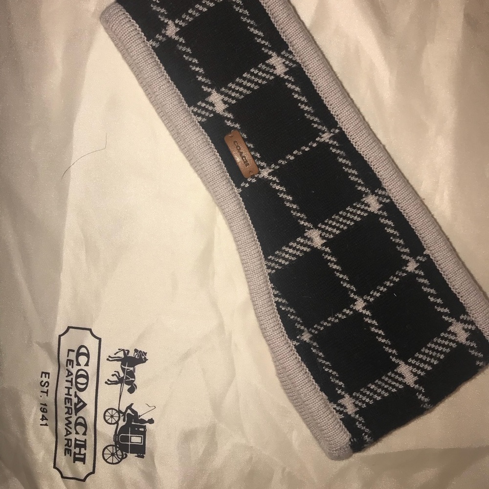 Coach headband